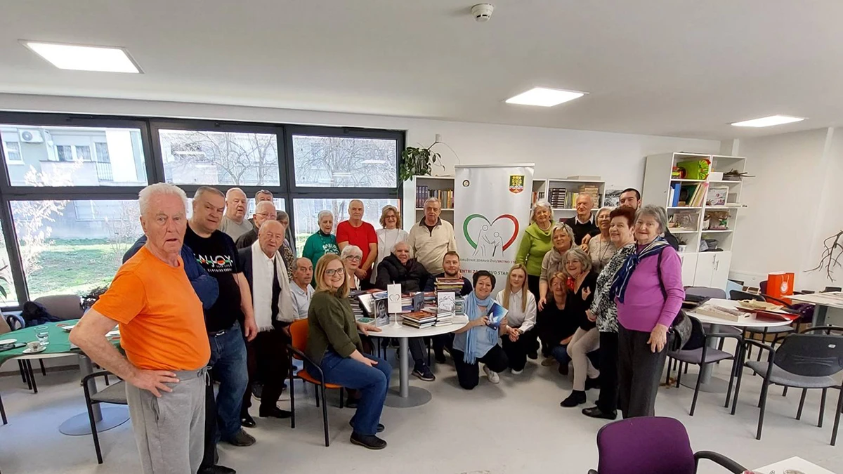 NUBBIH realizovala je novu donaciju knjiga za Centar za zdravo starenje Novo Sarajevo i Centar za zdravo starenje Centar