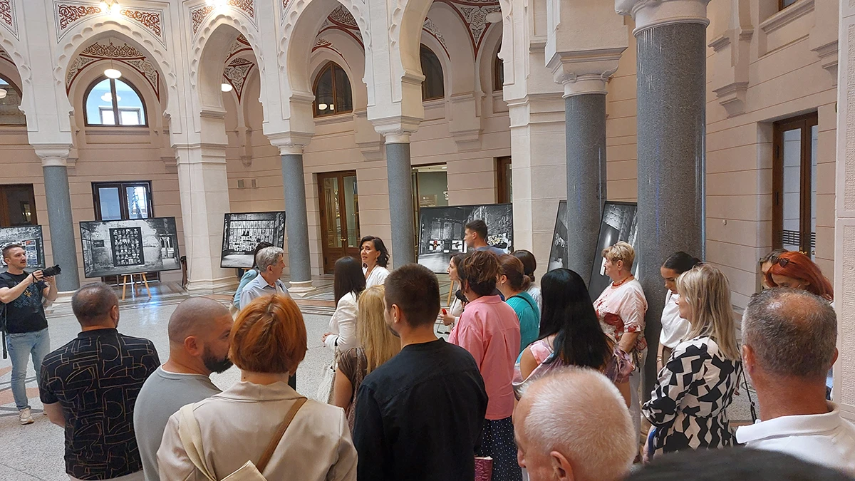Gallery image